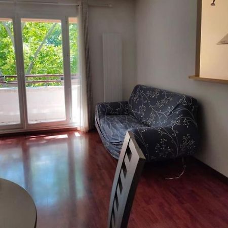 F3 Avec Balcon 5 Min Gare Sqy Et Parking Gratuit Apartment Guyancourt ภายนอก รูปภาพ